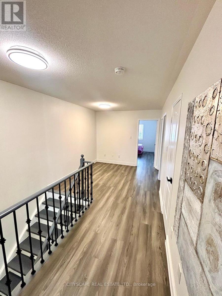 3974 Stardust Drive, Mississauga, Ontario  L5M 8A5 - Photo 26 - W12826048