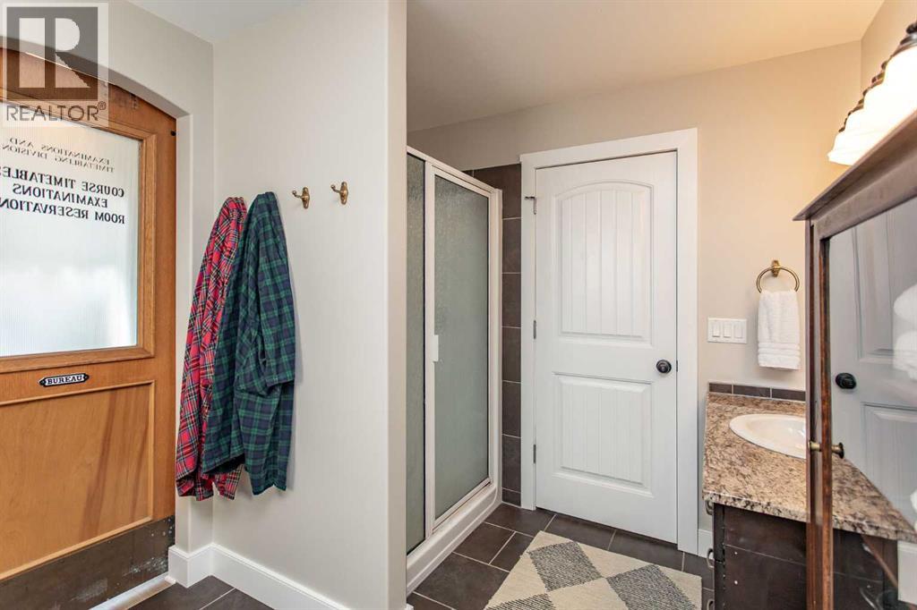 32 Carter Close, Red Deer, Alberta  T4P 0G5 - Photo 27 - A2277036