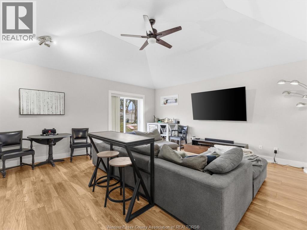 406 Lesperance Road, Tecumseh, Ontario  N8N 1W4 - Photo 10 - 26004134