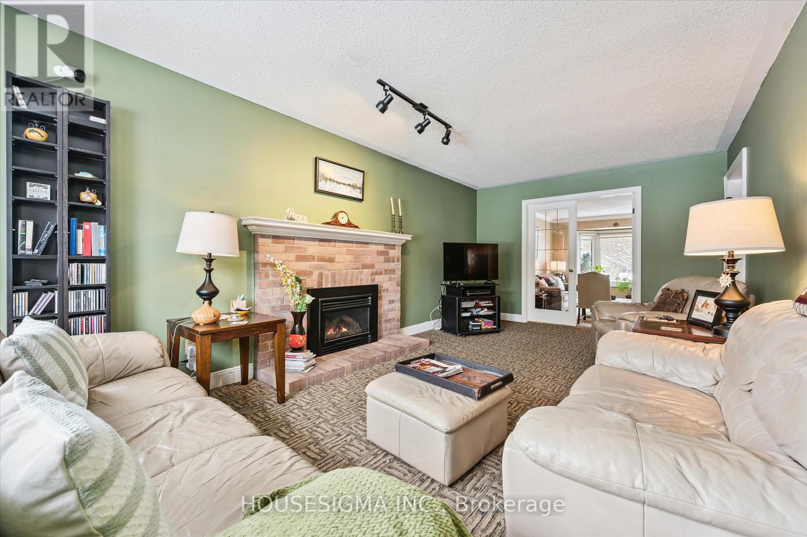 25 Lynnvalley Crescent, Kitchener, Ontario  N2N 3A8 - Photo 8 - X12826032