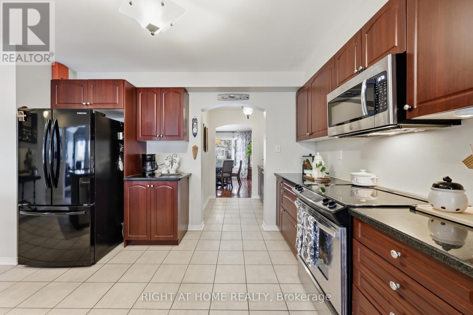 42 Webb Avenue, Brantford, Ontario  N3T 6S6 - Photo 17 - X12826050