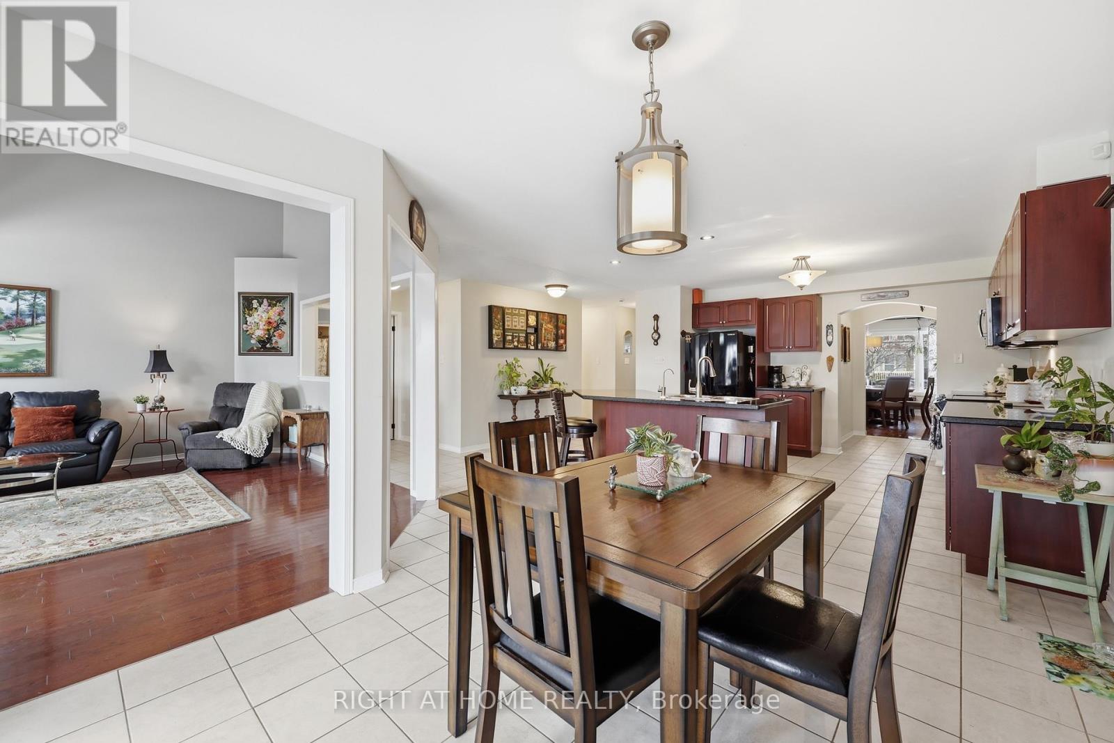 42 Webb Avenue, Brantford, Ontario  N3T 6S6 - Photo 20 - X12826050