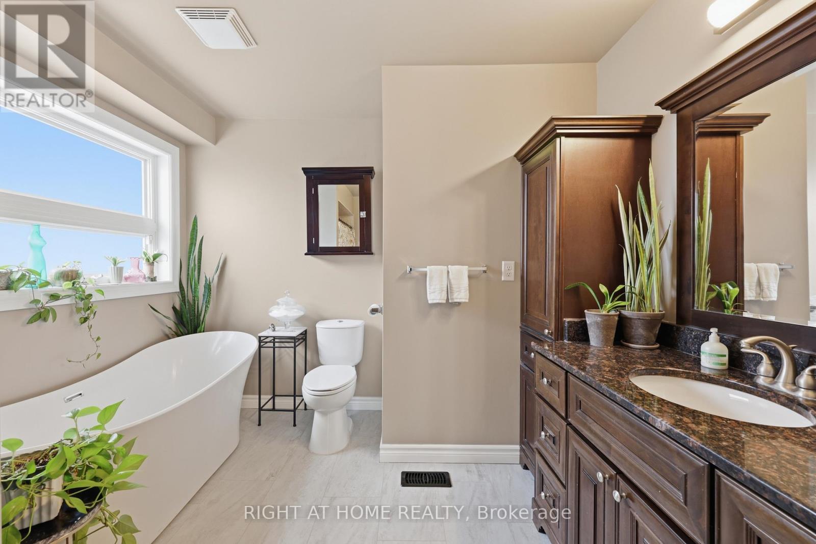 42 Webb Avenue, Brantford, Ontario  N3T 6S6 - Photo 27 - X12826050