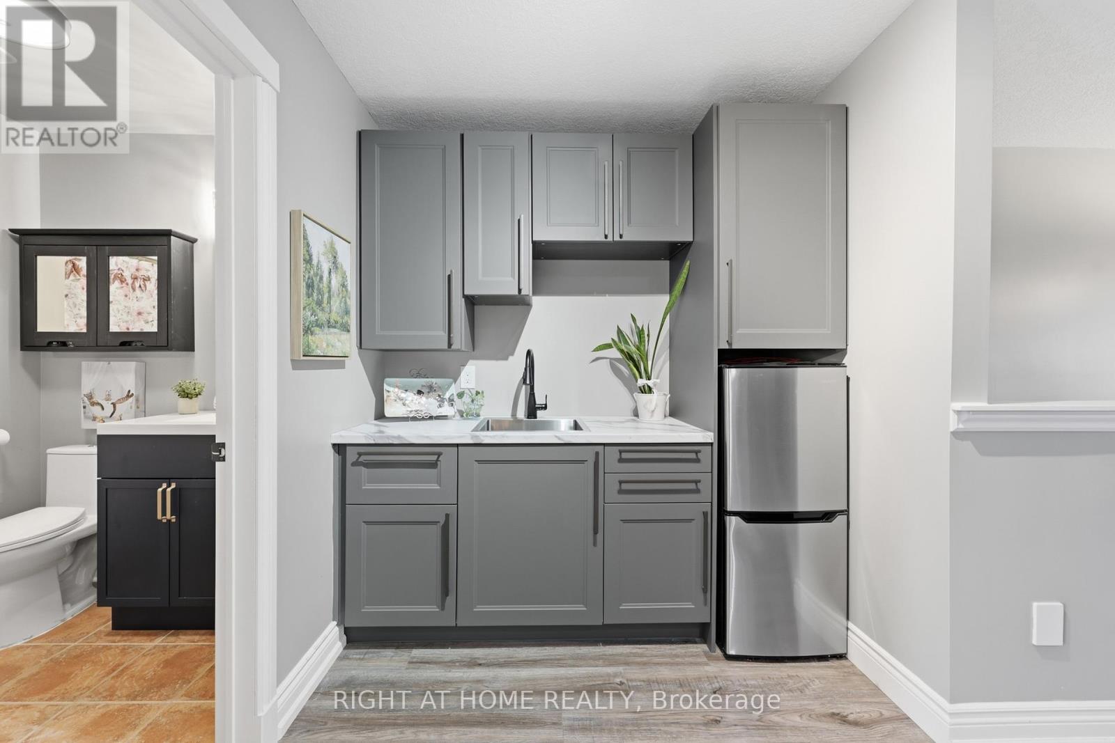 42 Webb Avenue, Brantford, Ontario  N3T 6S6 - Photo 31 - X12826050