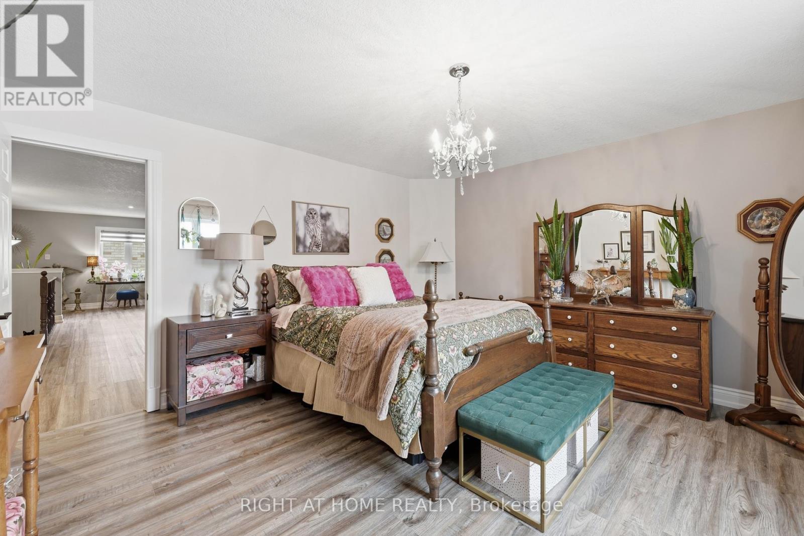 42 Webb Avenue, Brantford, Ontario  N3T 6S6 - Photo 33 - X12826050