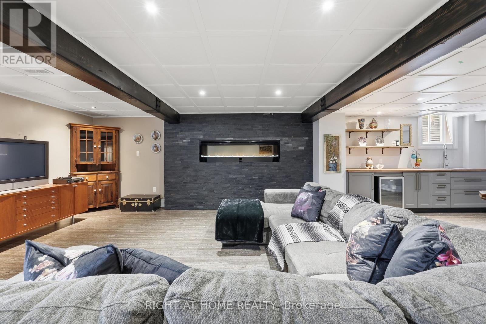 42 Webb Avenue, Brantford, Ontario  N3T 6S6 - Photo 42 - X12826050