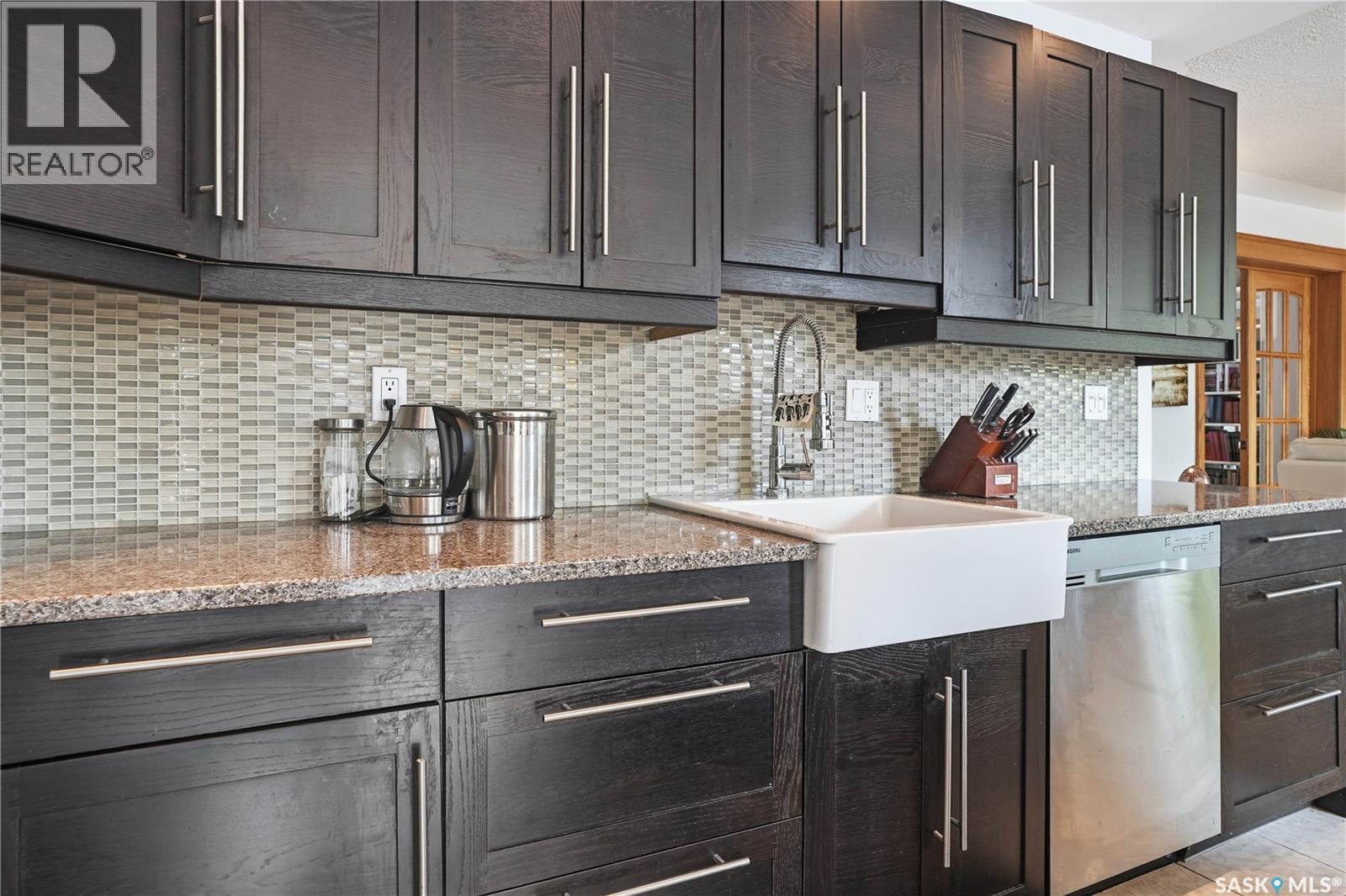 2423 Strathmore Place E, Regina, Saskatchewan  S4V 0Z1 - Photo 12 - SK029229