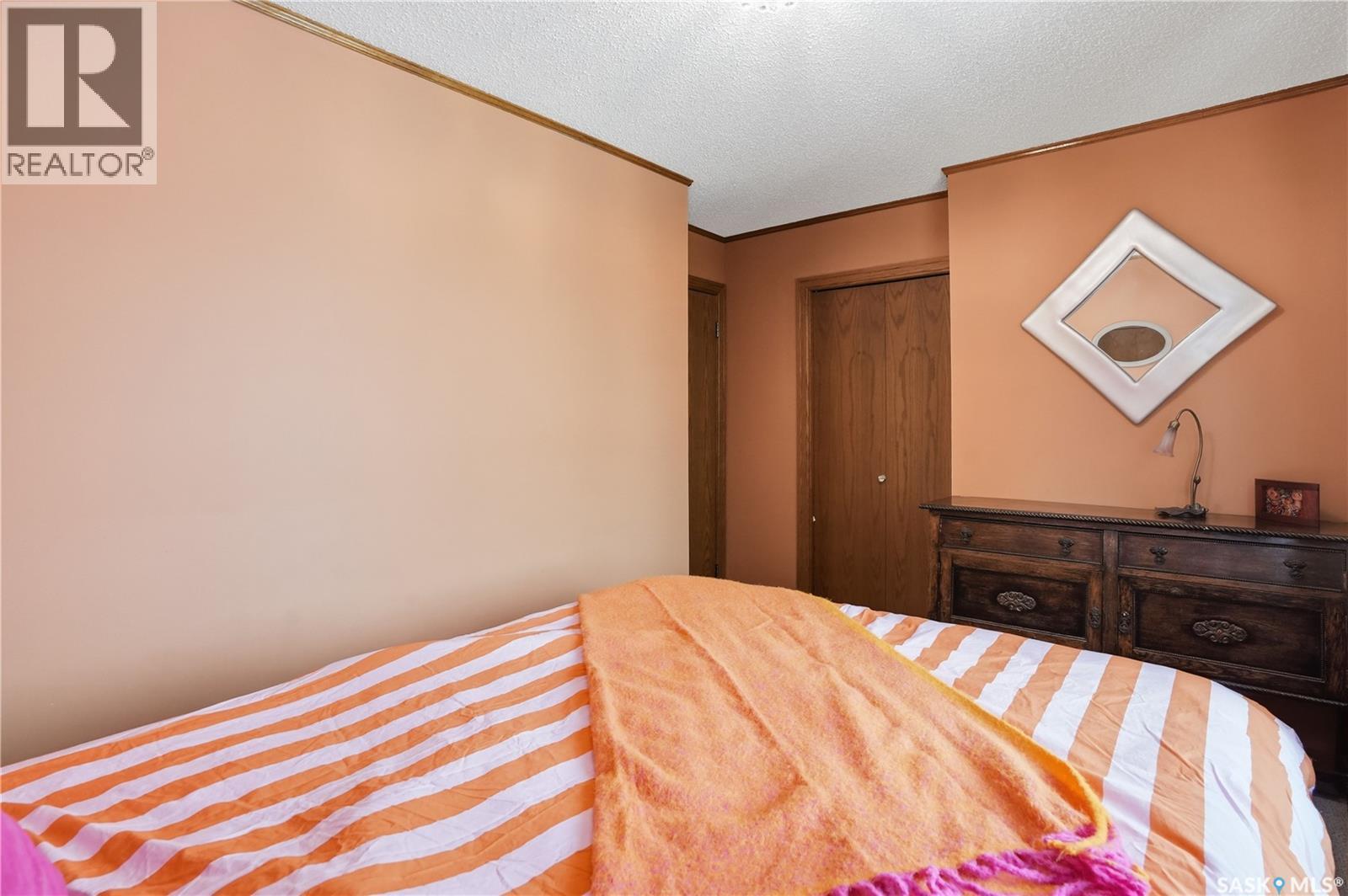 2423 Strathmore Place E, Regina, Saskatchewan  S4V 0Z1 - Photo 29 - SK029229