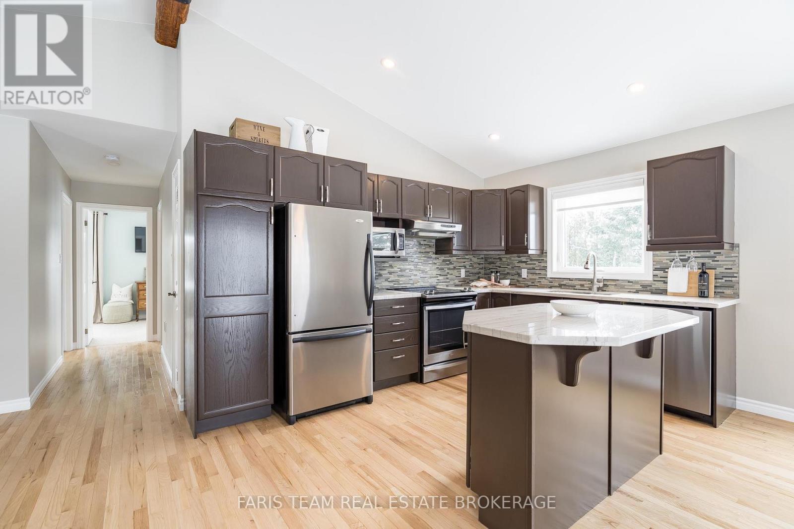 5518 25 Side Road, Essa, Ontario  L0M 1T0 - Photo 5 - N12817998