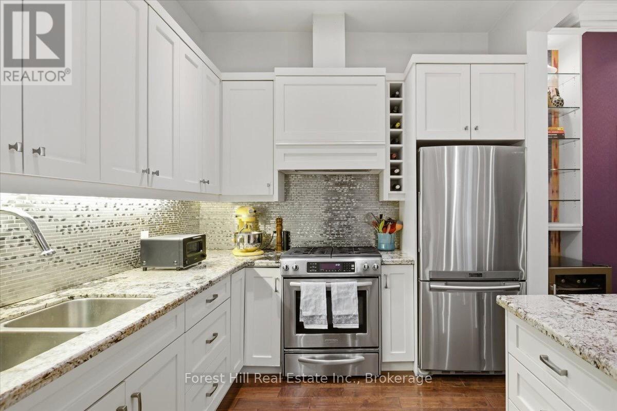 2 - 103 Pembroke Street, Toronto, Ontario  M5A 2N9 - Photo 11 - C12826246