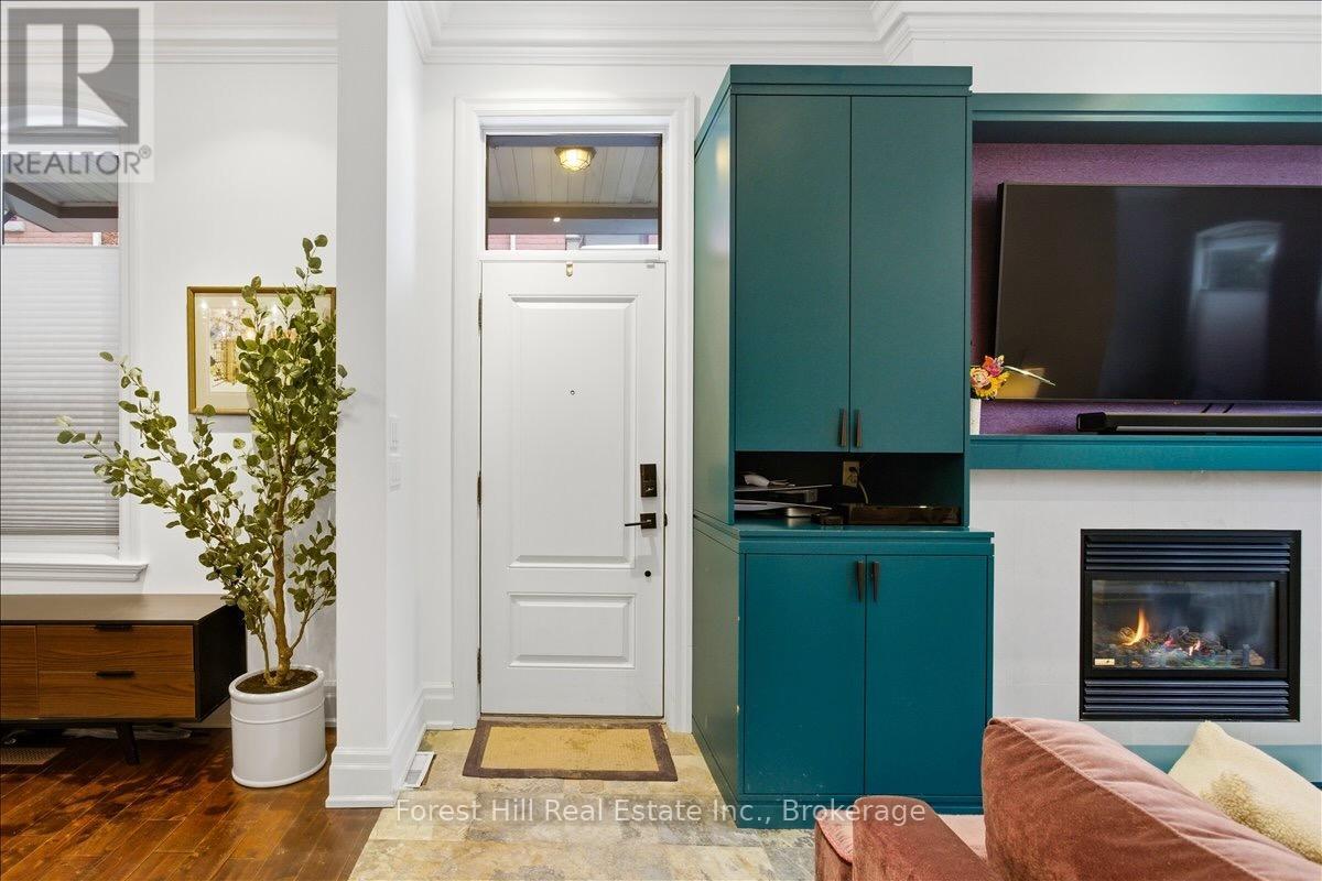 2 - 103 Pembroke Street, Toronto, Ontario  M5A 2N9 - Photo 3 - C12826246