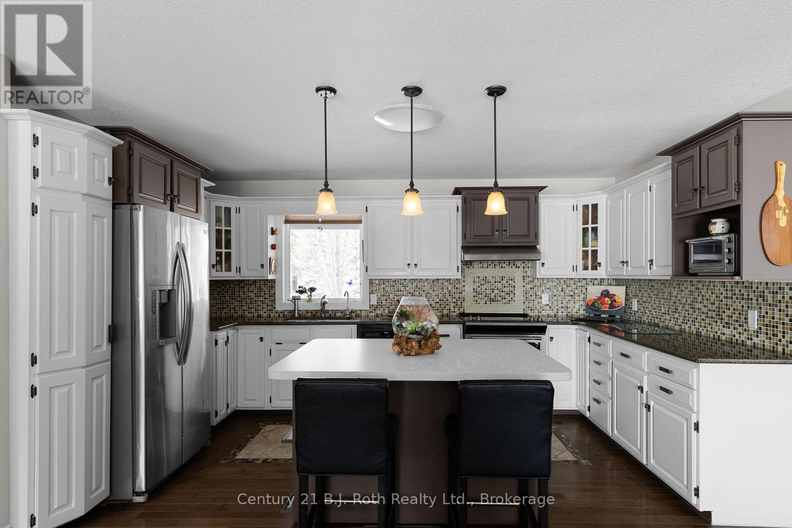 179 Bayshore Drive, Ramara, Ontario  L0K 1B0 - Photo 10 - S12826250