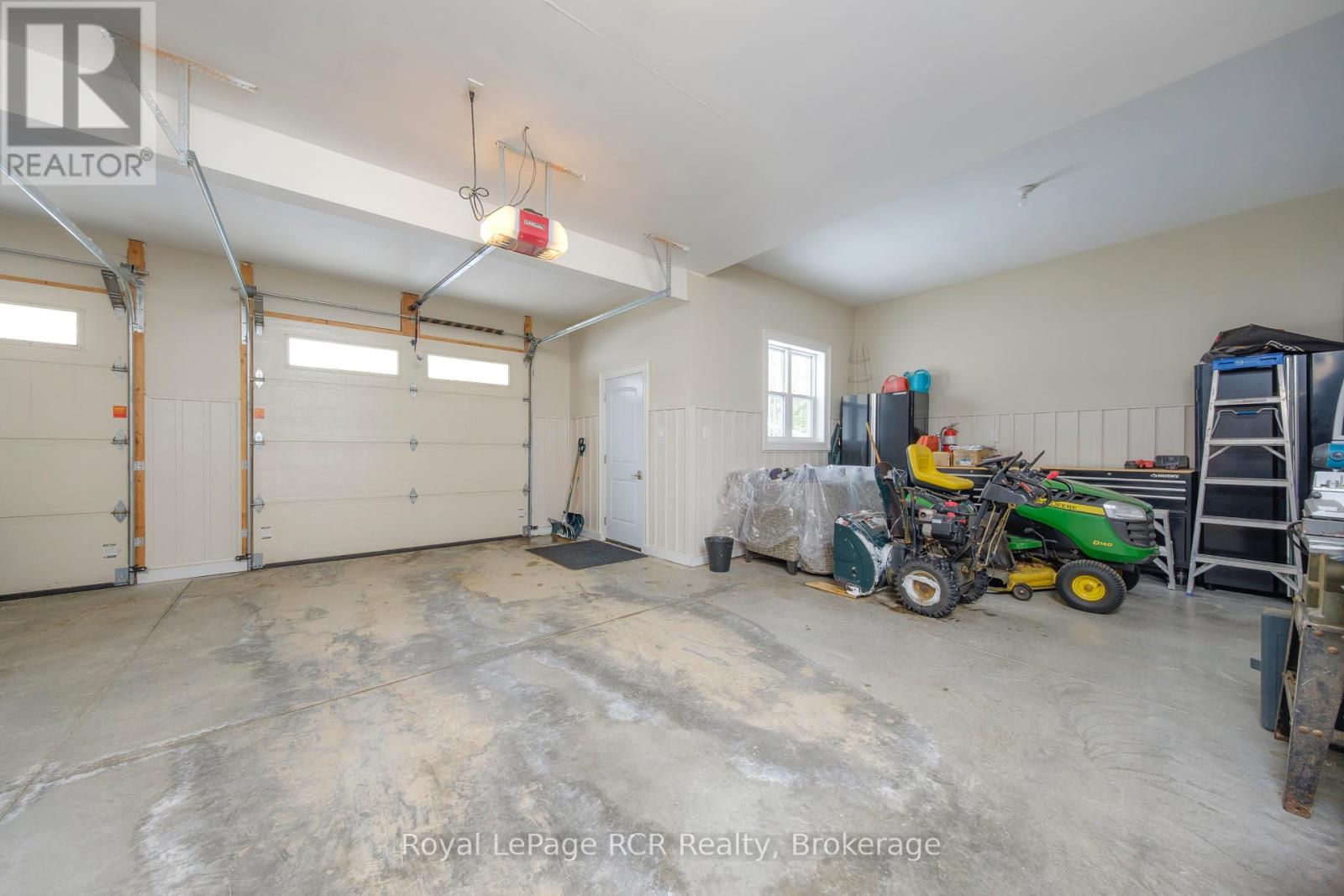 31 Walker Way, South Bruce Peninsula, Ontario  N0H 2G0 - Photo 15 - X12826194