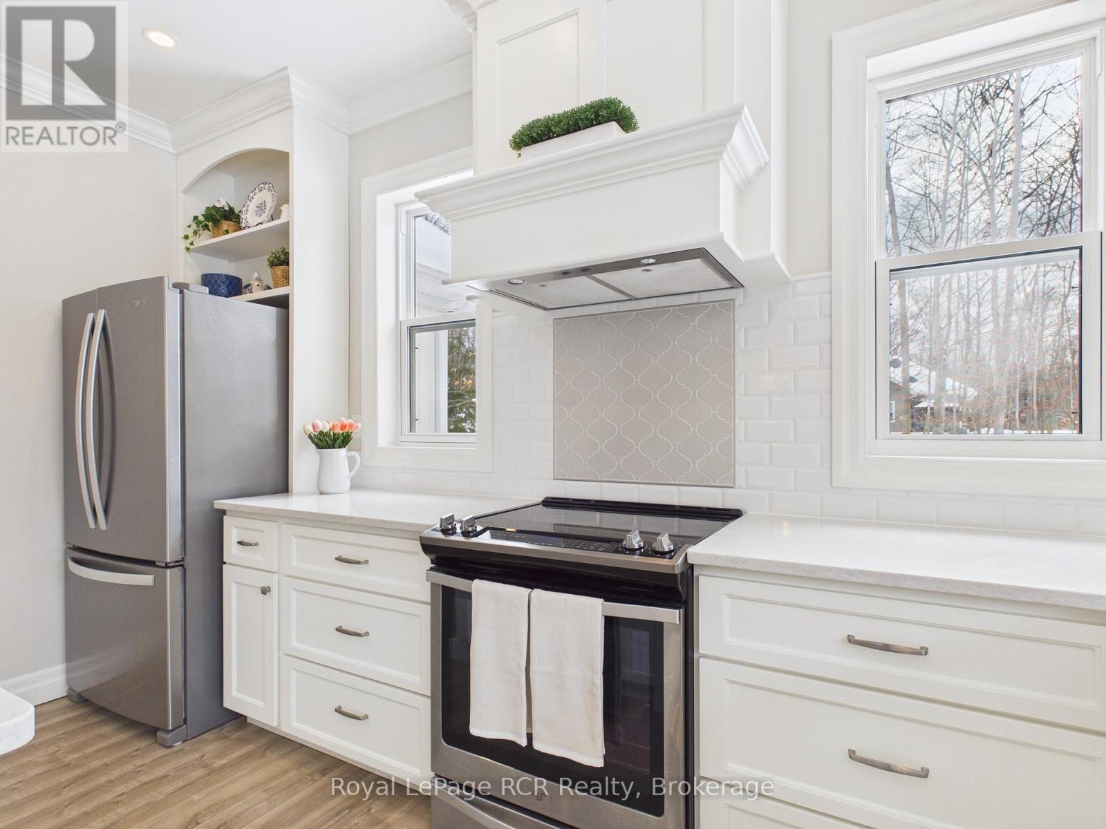 31 Walker Way, South Bruce Peninsula, Ontario  N0H 2G0 - Photo 16 - X12826194