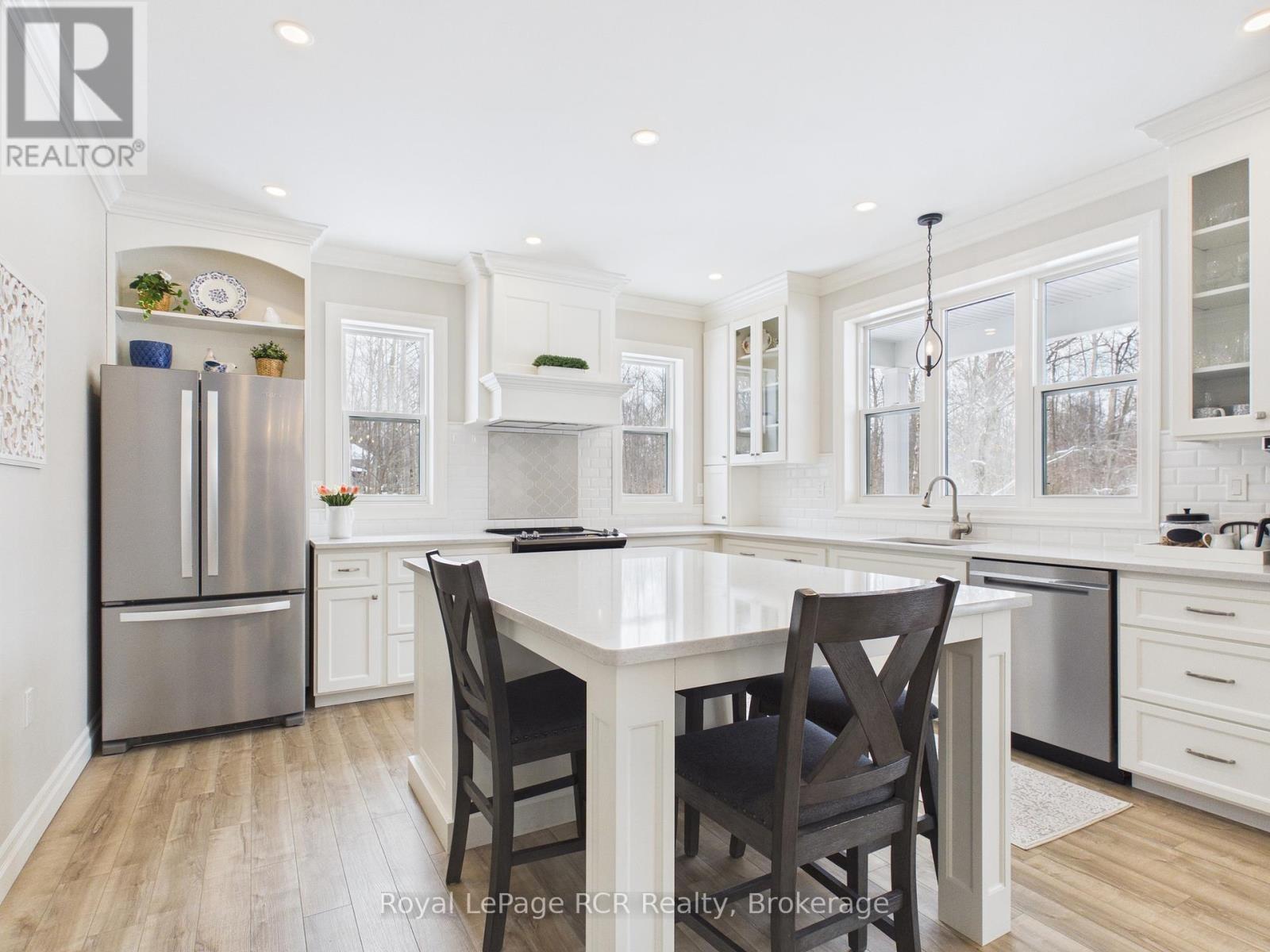 31 Walker Way, South Bruce Peninsula, Ontario  N0H 2G0 - Photo 18 - X12826194