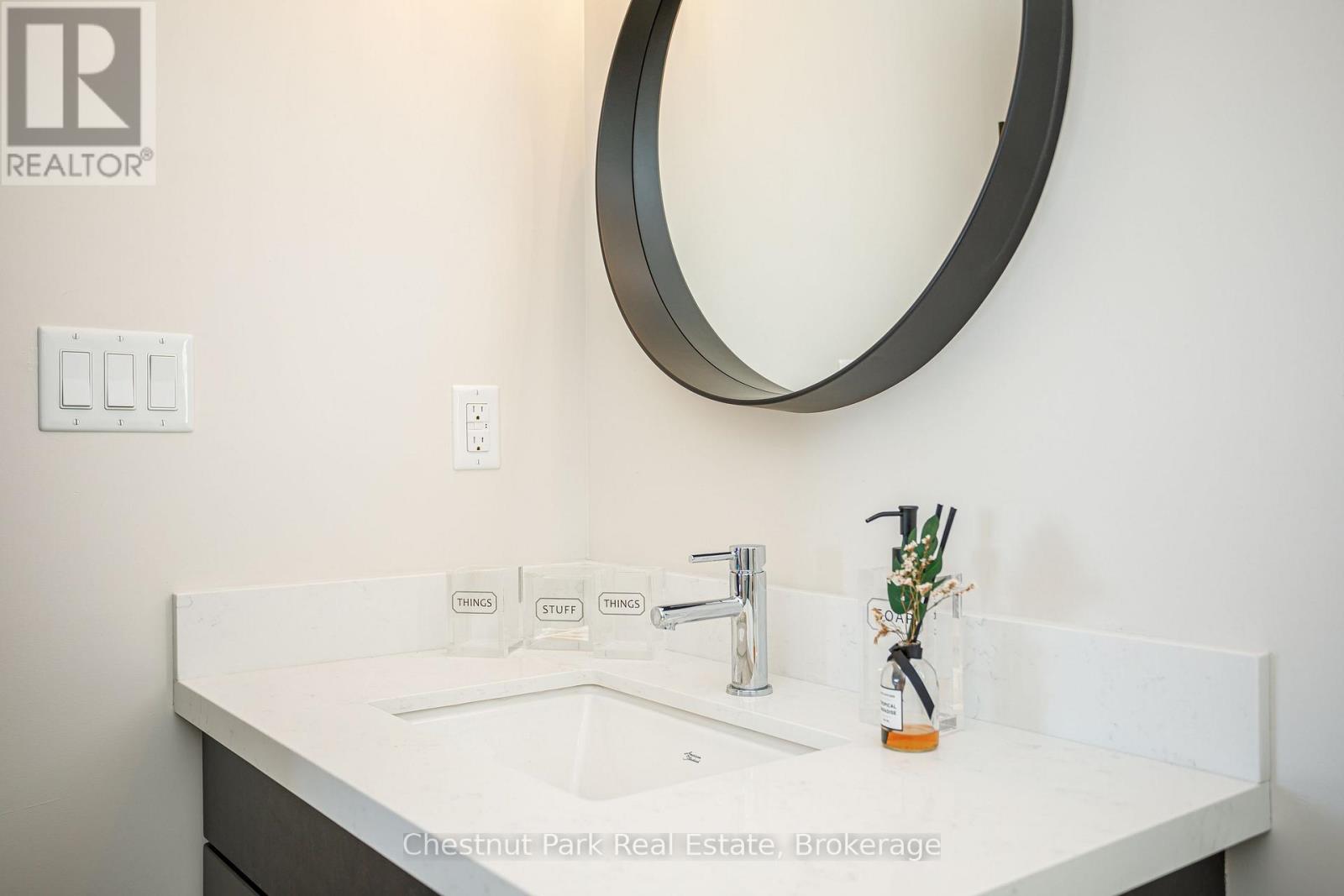 10 - 106 Alpine Springs Court, Blue Mountains, Ontario  L9Y 0T4 - Photo 37 - X12826266