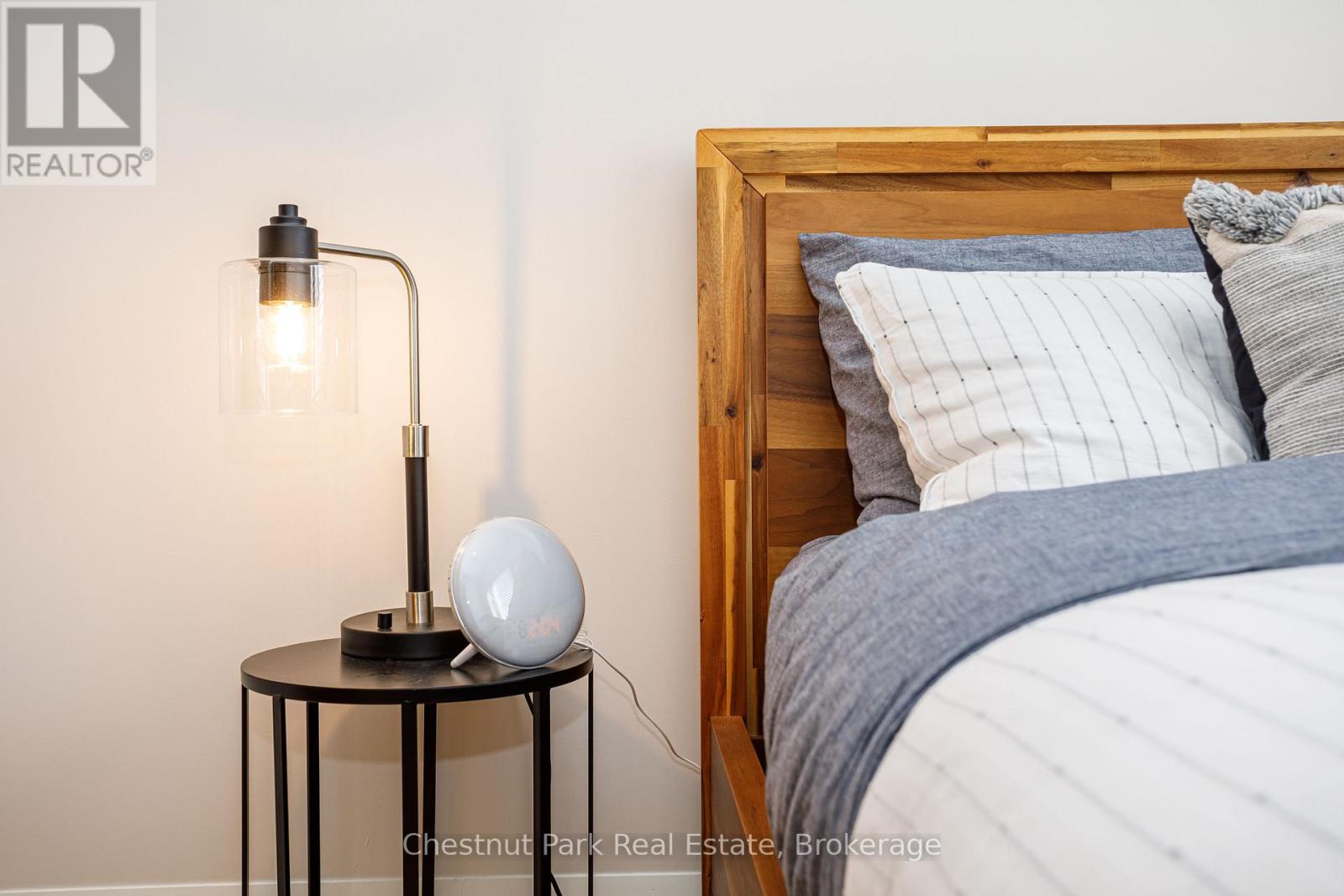 10 - 106 Alpine Springs Court, Blue Mountains, Ontario  L9Y 0T4 - Photo 7 - X12826266