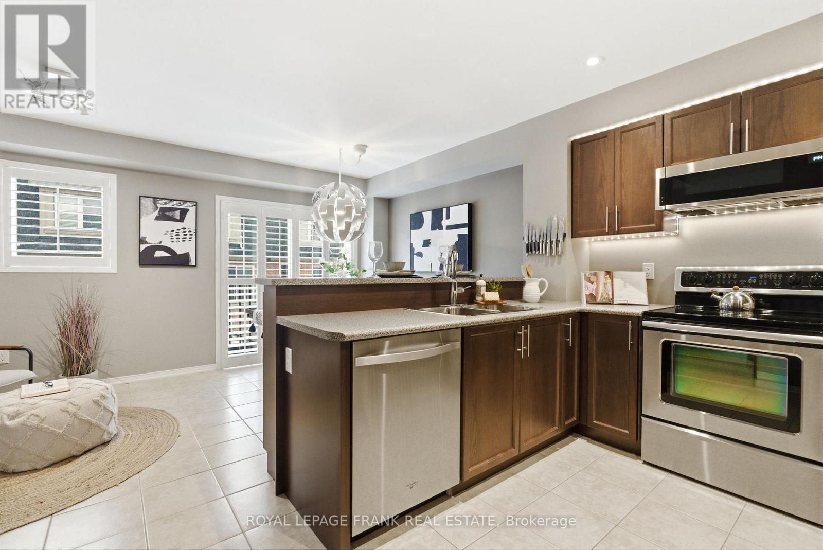 56 - 11 Burtonbury Lane, Ajax, Ontario L1Z 0L3 - Photo 12 - E12826110