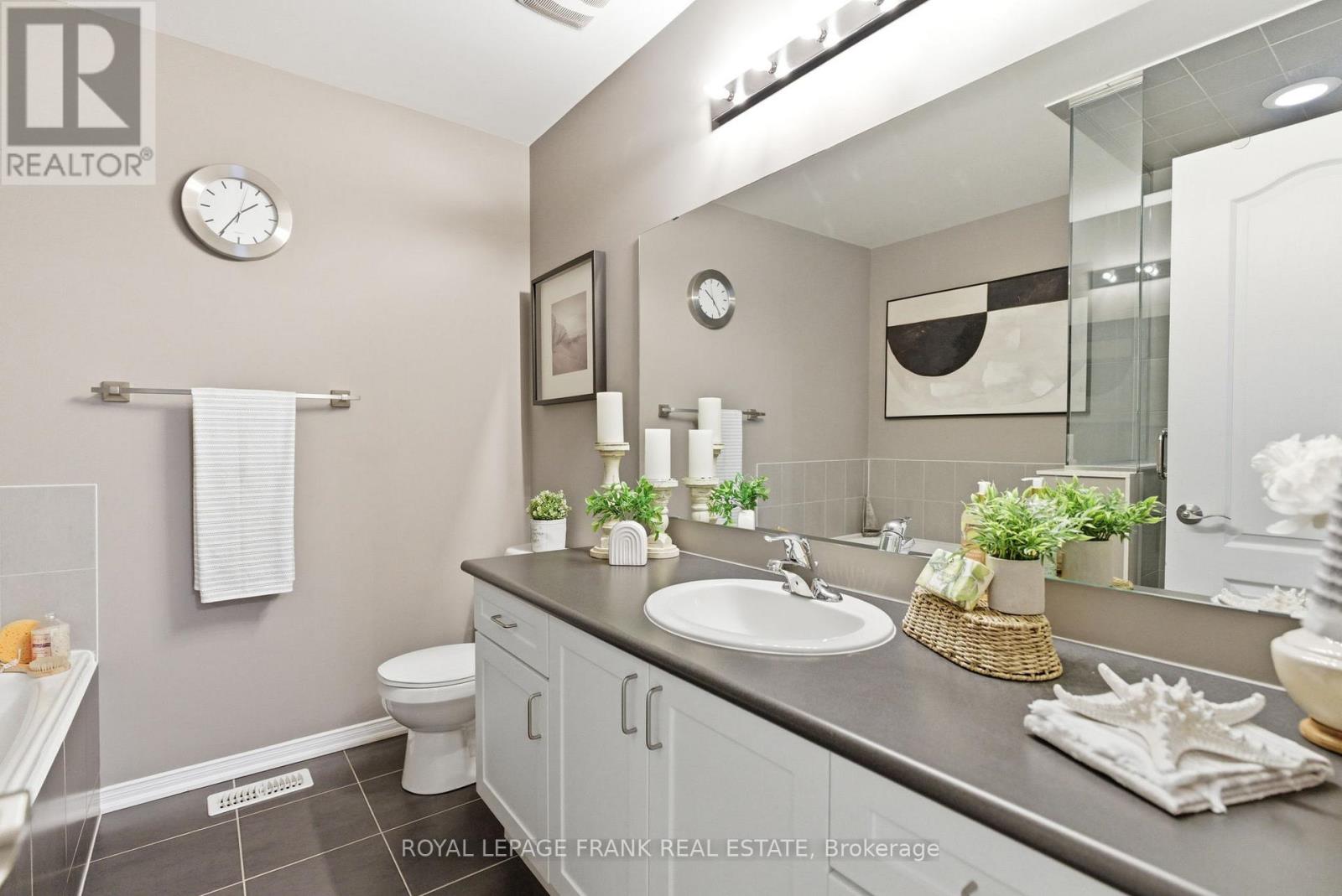 56 - 11 Burtonbury Lane, Ajax, Ontario L1Z 0L3 - Photo 17 - E12826110