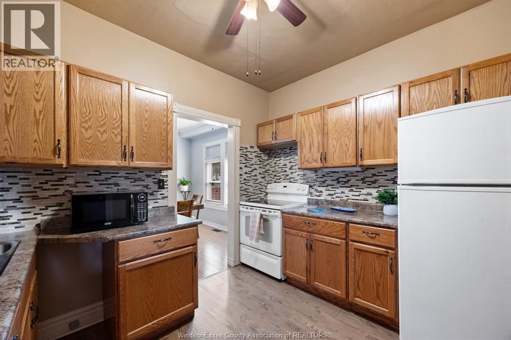 1483 Lillian, Windsor, Ontario N8X 4A7 - Photo 10 - 26004139