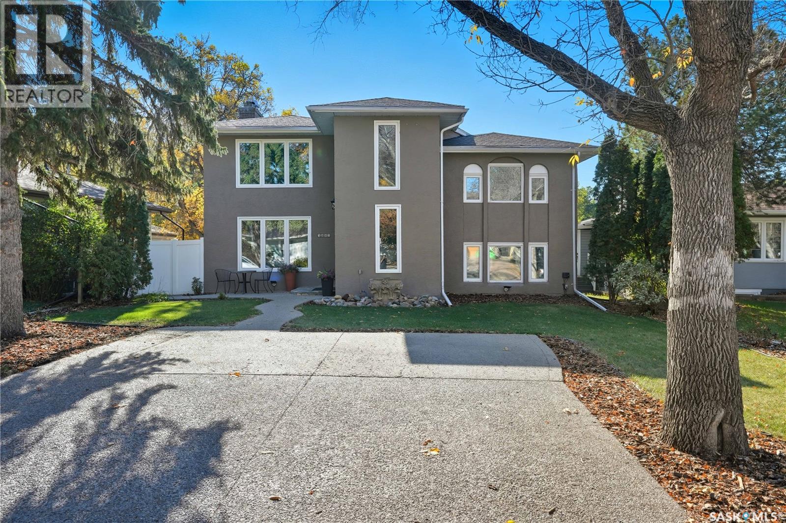 2807 Assiniboine Avenue, Regina, Saskatchewan  S4S 1E2 - Photo 1 - SK020641