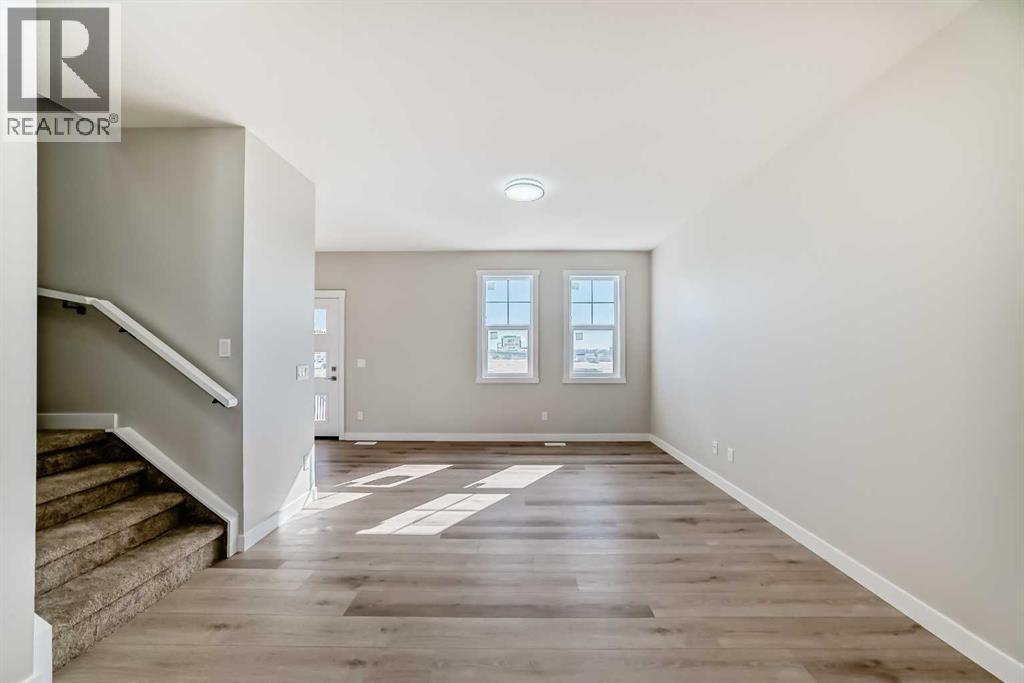 156 Belvedere Park Se, Calgary, Alberta  T2A 8A1 - Photo 13 - A2273914