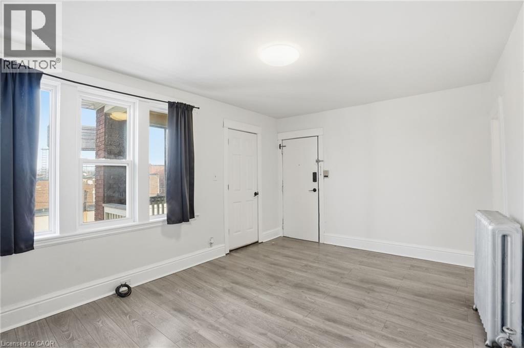 1 Fairholt Road N Unit# 10, Hamilton, Ontario  L8M 2S9 - Photo 9 - 40807056