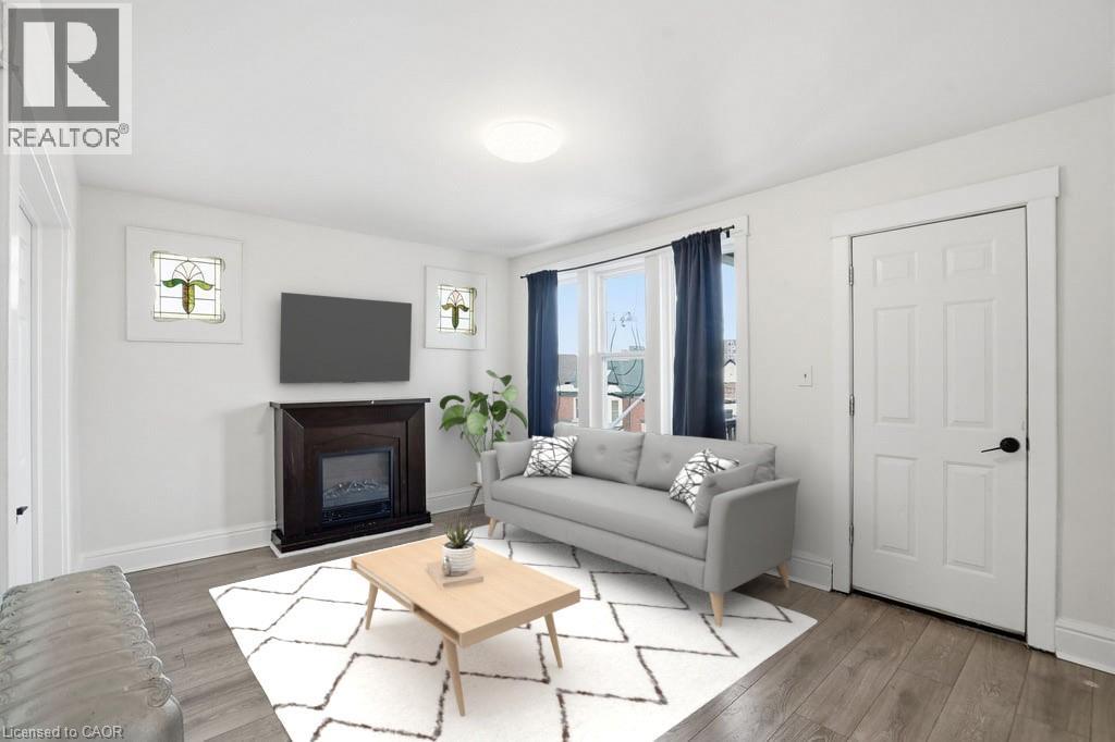 1 Fairholt Road N Unit# 10, Hamilton, Ontario  L8M 2S9 - Photo 1 - 40807056