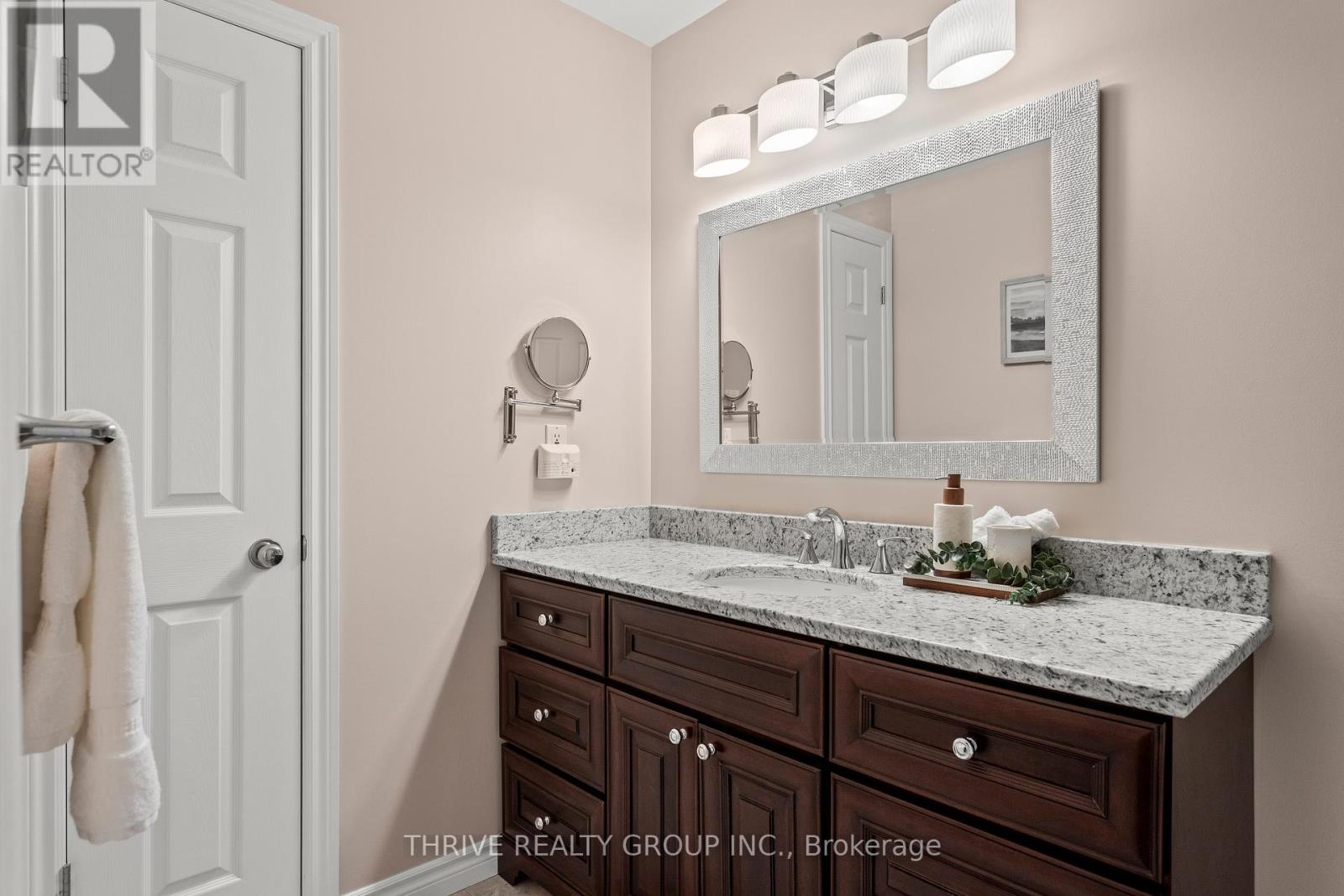 12 - 6 Cadeau Terrace, London South, Ontario  N6K 4W6 - Photo 21 - X12826176