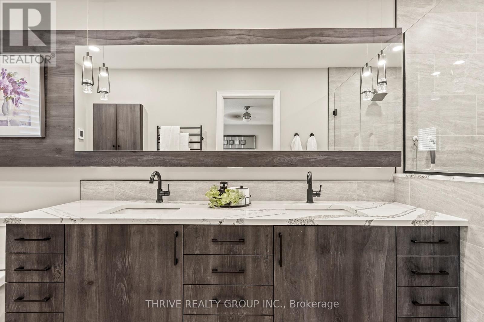 12 - 6 Cadeau Terrace, London South, Ontario  N6K 4W6 - Photo 29 - X12826176