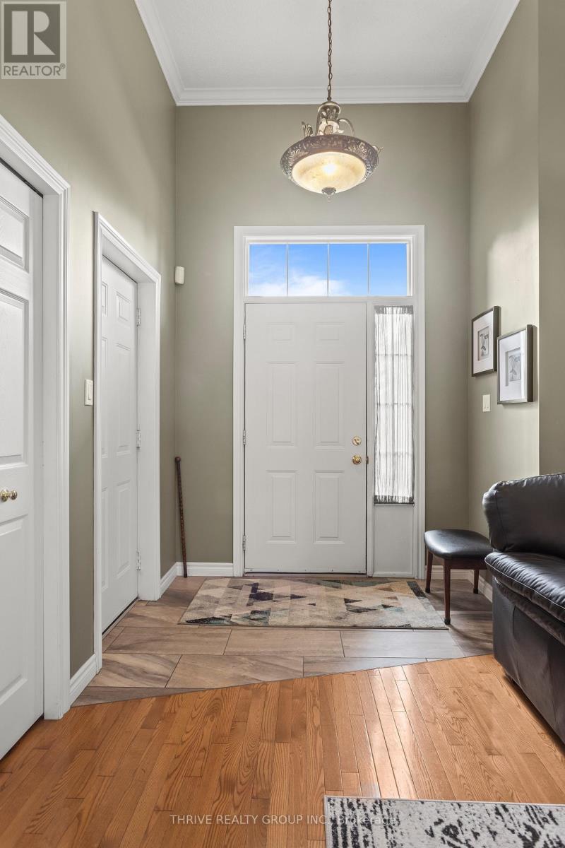 12 - 6 Cadeau Terrace, London South, Ontario  N6K 4W6 - Photo 5 - X12826176