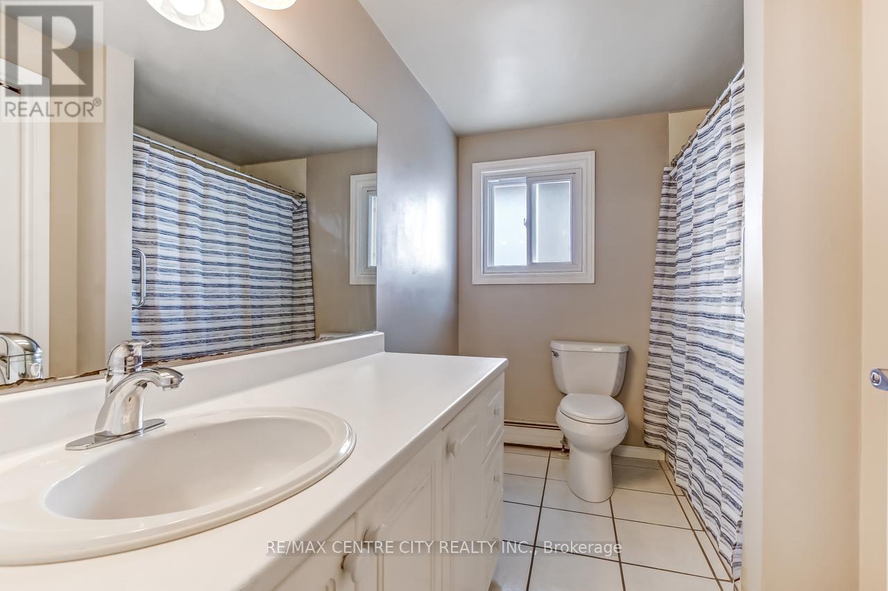 951 Notre Dame Drive, London South, Ontario  N6J 3C3 - Photo 11 - X12826184