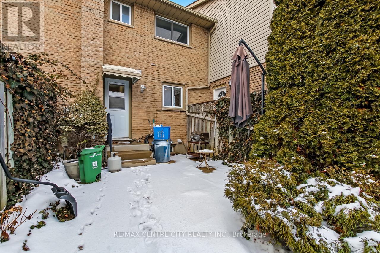 951 Notre Dame Drive, London South, Ontario  N6J 3C3 - Photo 15 - X12826184