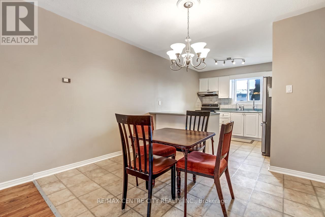 951 Notre Dame Drive, London South, Ontario  N6J 3C3 - Photo 5 - X12826184