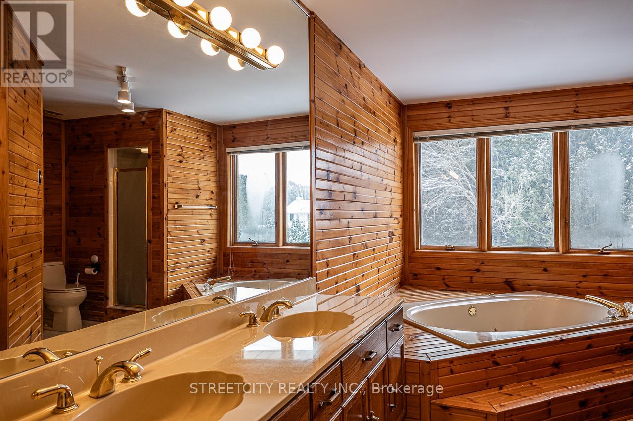 397 Grangeover Court, London North, Ontario  N6G 4K8 - Photo 22 - X12826204