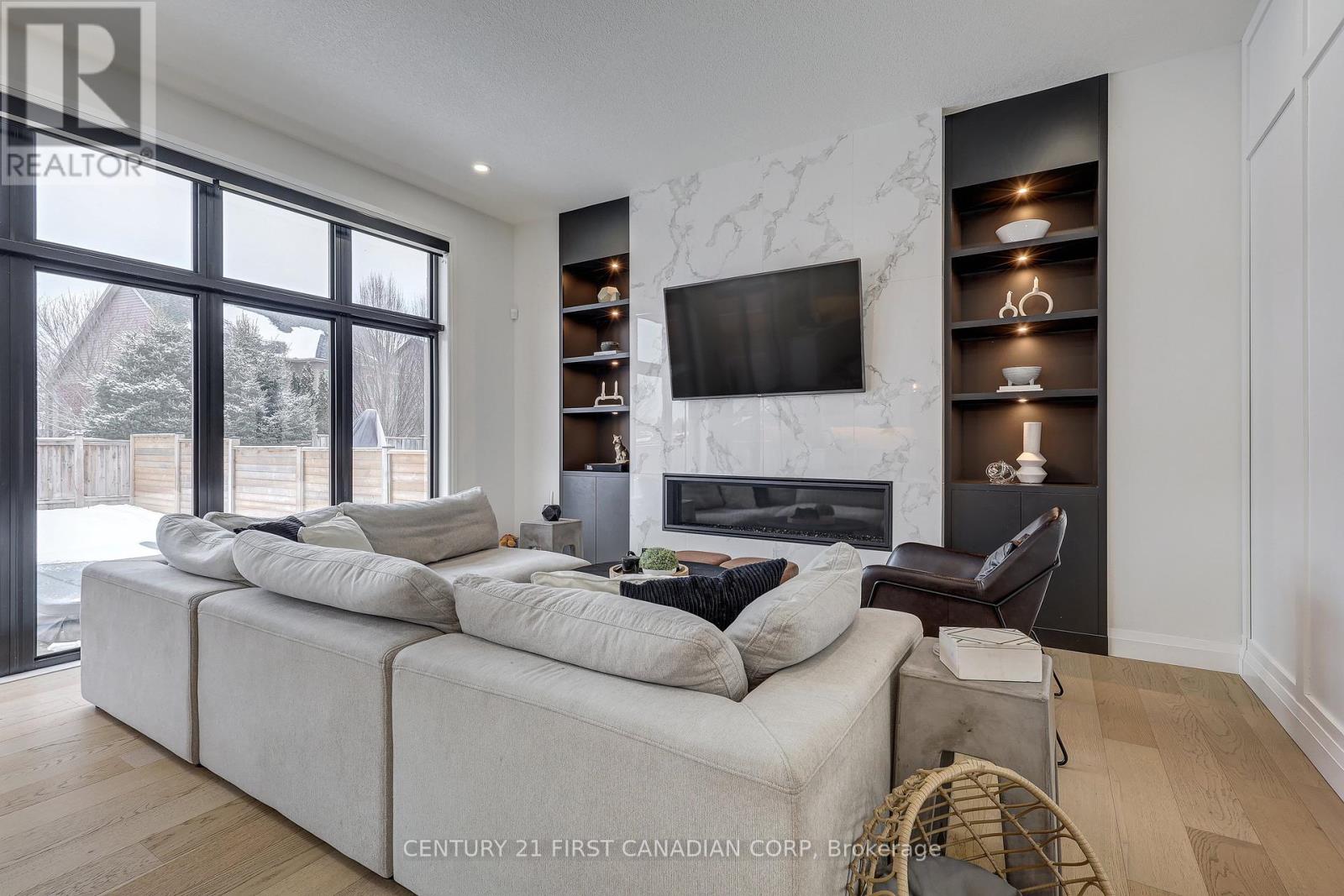 2505 Kains Road, London South, Ontario  N6K 0C8 - Photo 10 - X12826290