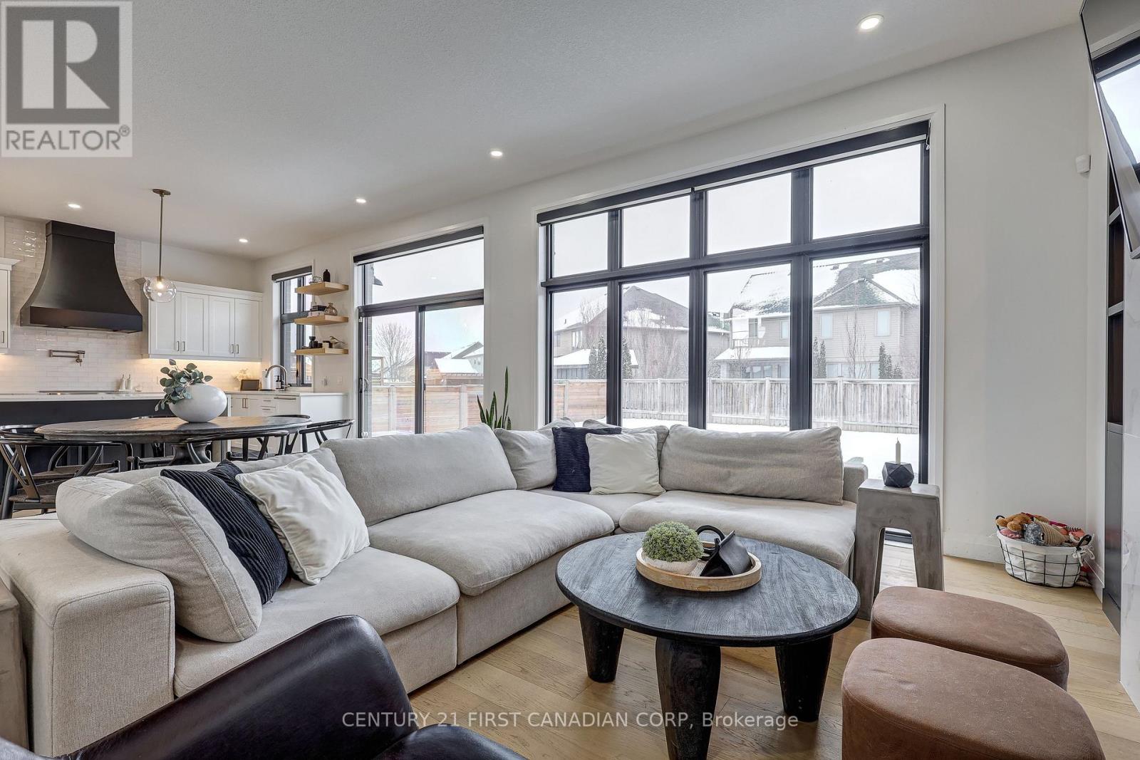 2505 Kains Road, London South, Ontario  N6K 0C8 - Photo 13 - X12826290