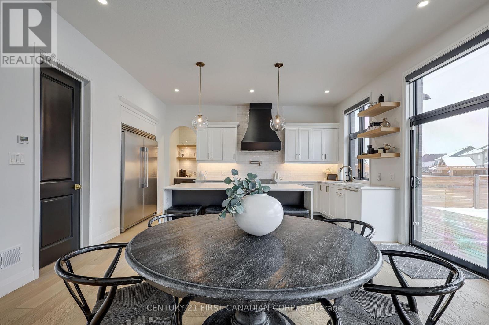 2505 Kains Road, London South, Ontario  N6K 0C8 - Photo 15 - X12826290