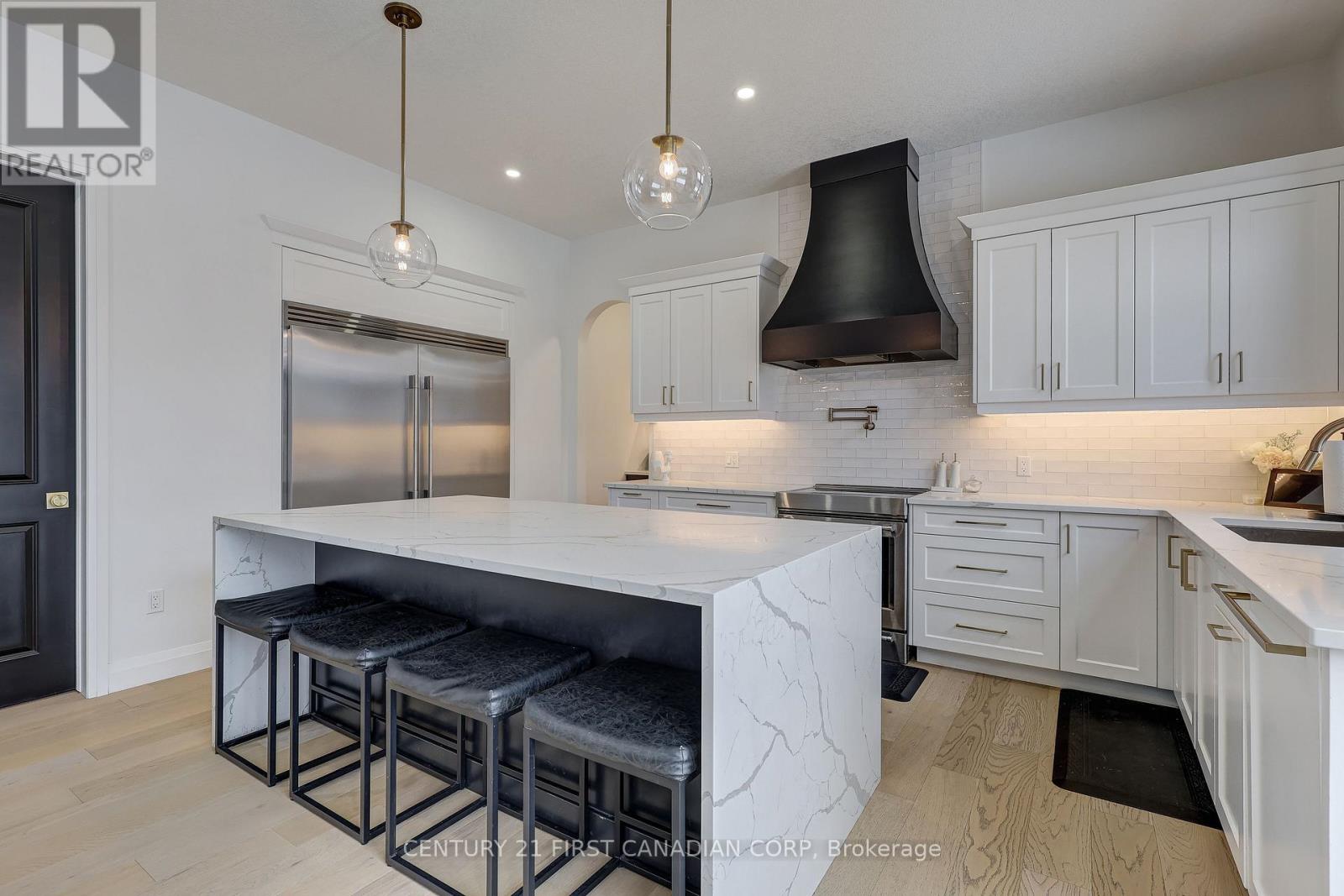 2505 Kains Road, London South, Ontario  N6K 0C8 - Photo 16 - X12826290