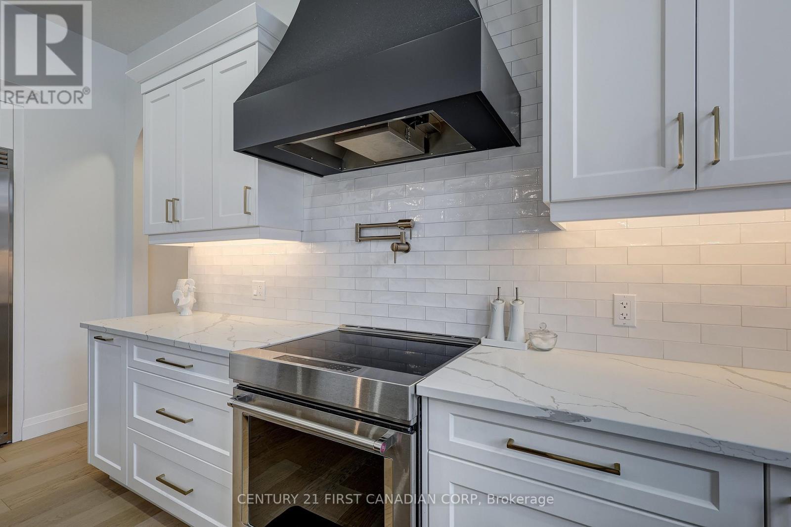 2505 Kains Road, London South, Ontario  N6K 0C8 - Photo 17 - X12826290