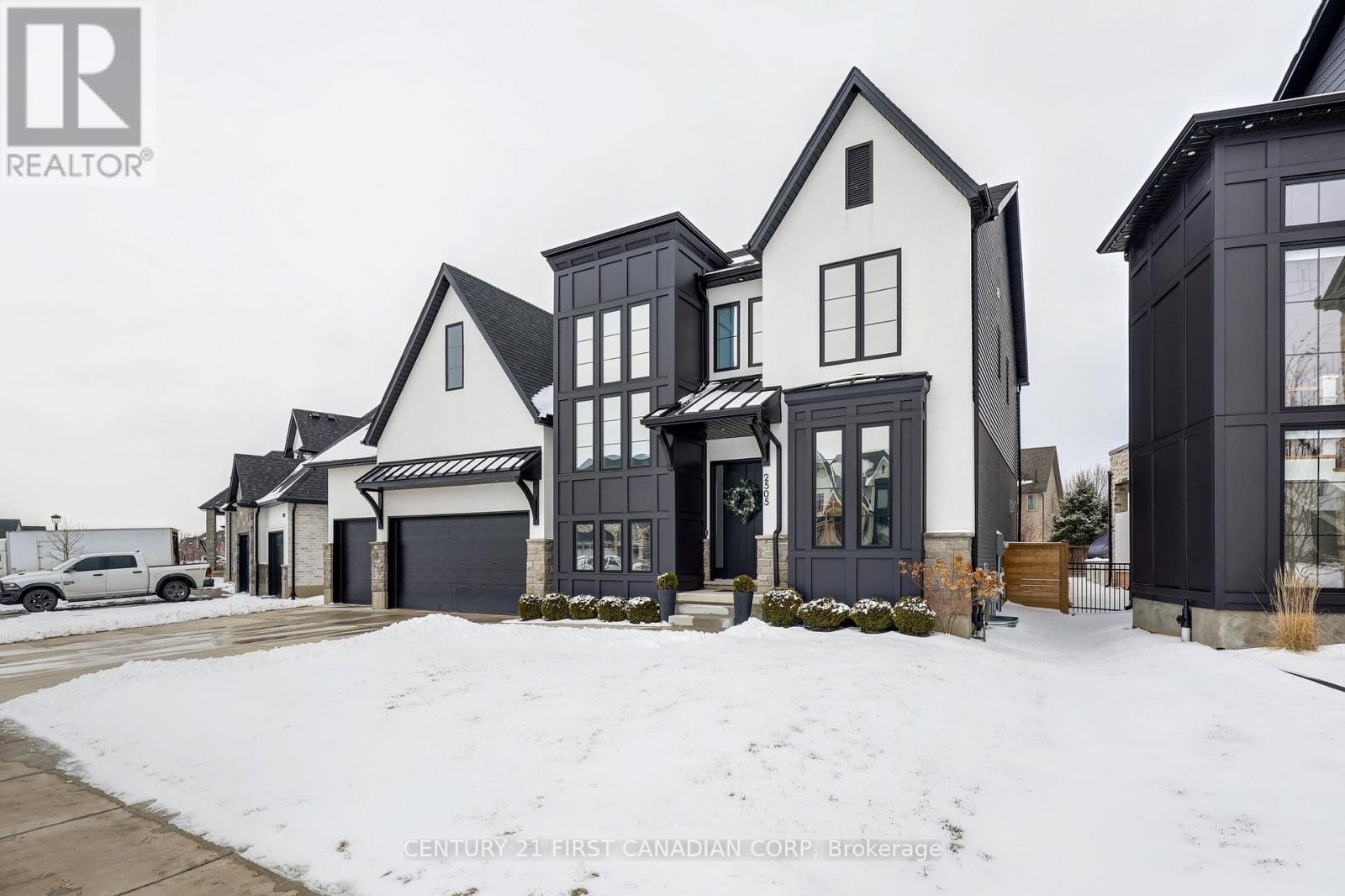 2505 Kains Road, London South, Ontario  N6K 0C8 - Photo 3 - X12826290