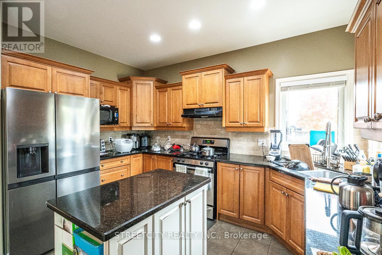 1366 Kains Woods Terrace, London South, Ontario  N6K 4Z7 - Photo 12 - X12826350