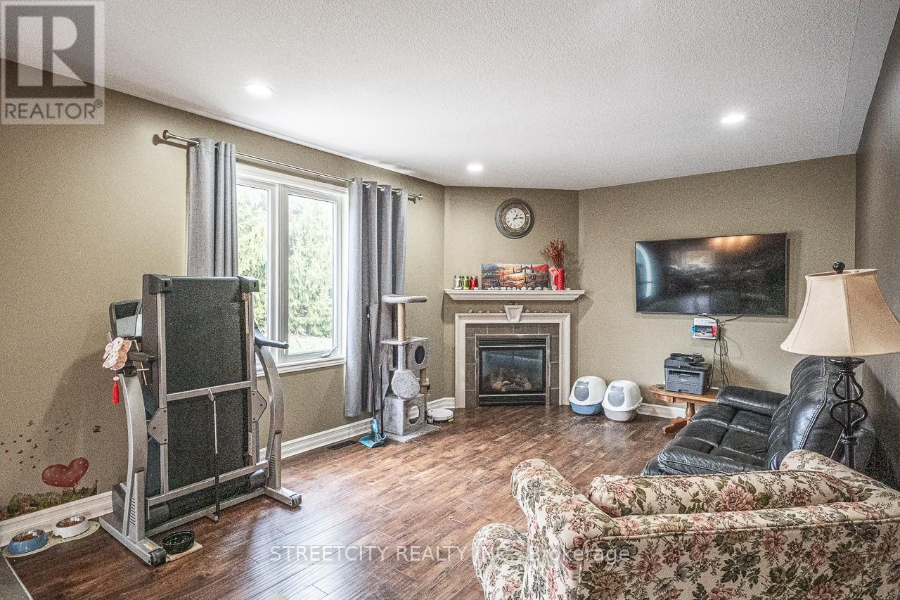 1366 Kains Woods Terrace, London South, Ontario  N6K 4Z7 - Photo 15 - X12826350