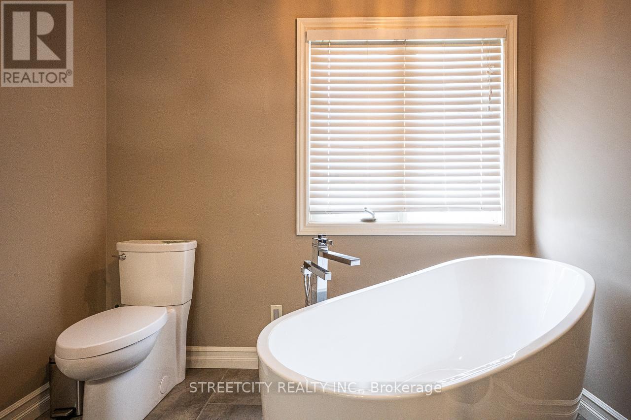 1366 Kains Woods Terrace, London South, Ontario  N6K 4Z7 - Photo 33 - X12826350