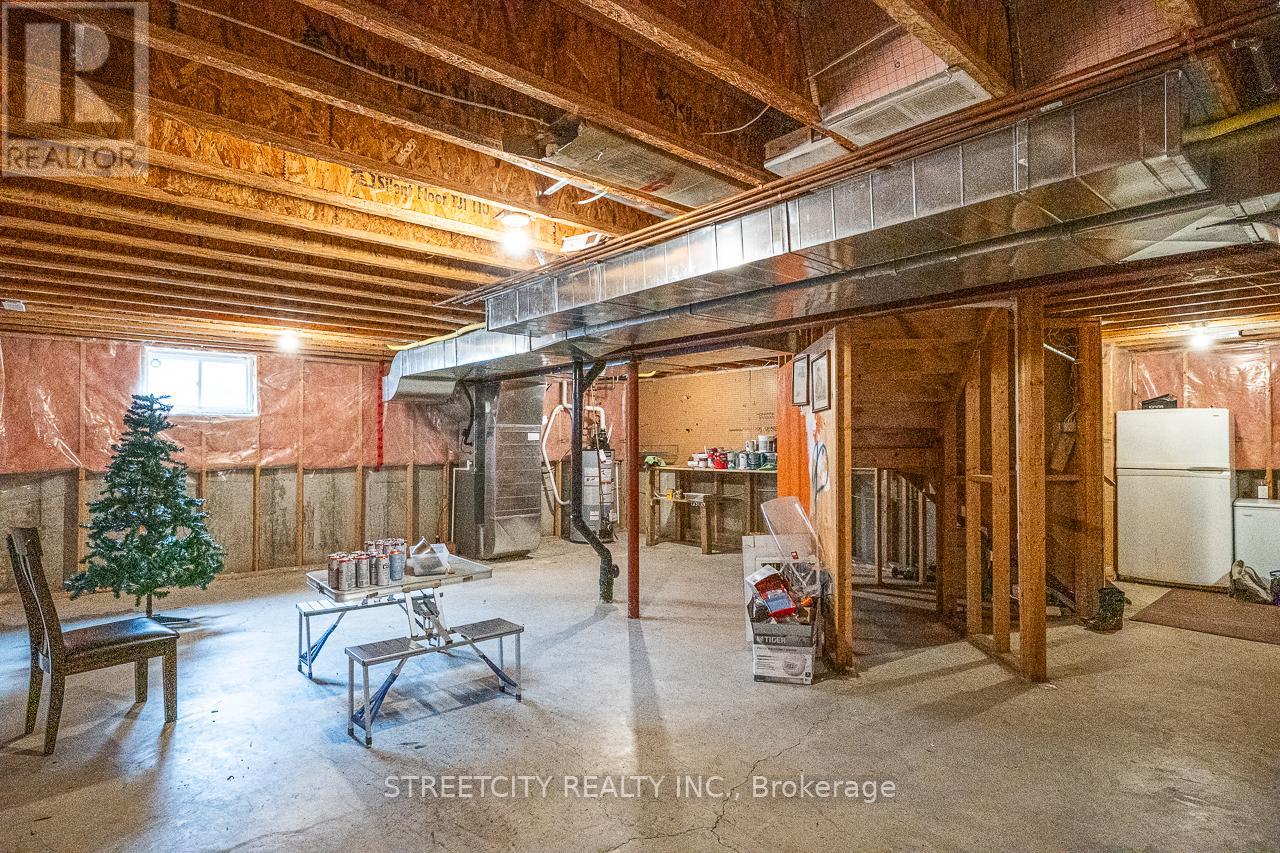 1366 Kains Woods Terrace, London South, Ontario  N6K 4Z7 - Photo 46 - X12826350