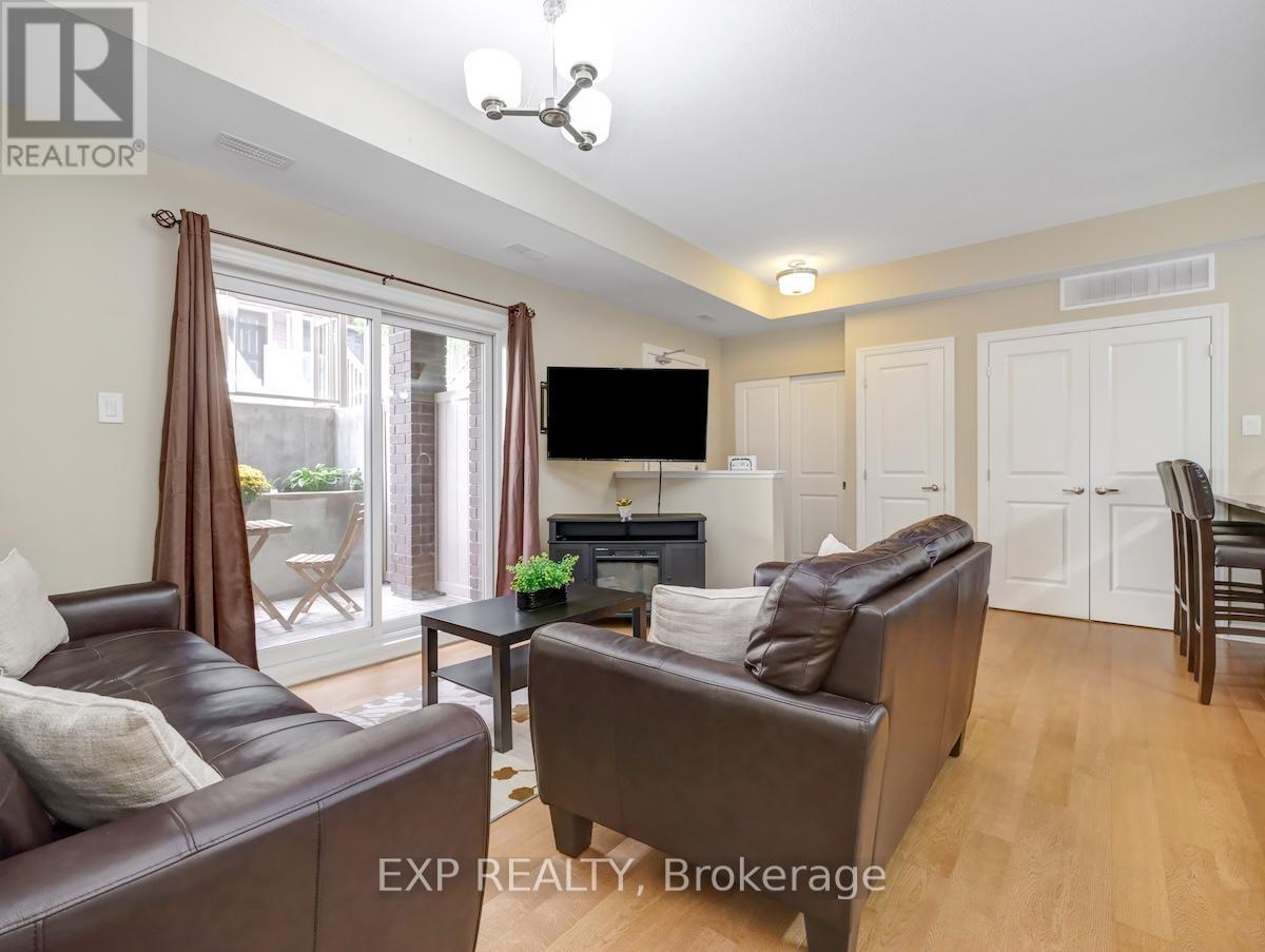 5 - 301 Big Sky Private, Ottawa, Ontario  K1T 0M8 - Photo 8 - X12826122