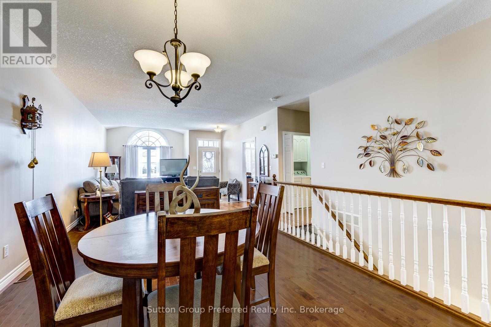 661 Southwood Way, Woodstock, Ontario  N4S 9A6 - Photo 10 - X12826116