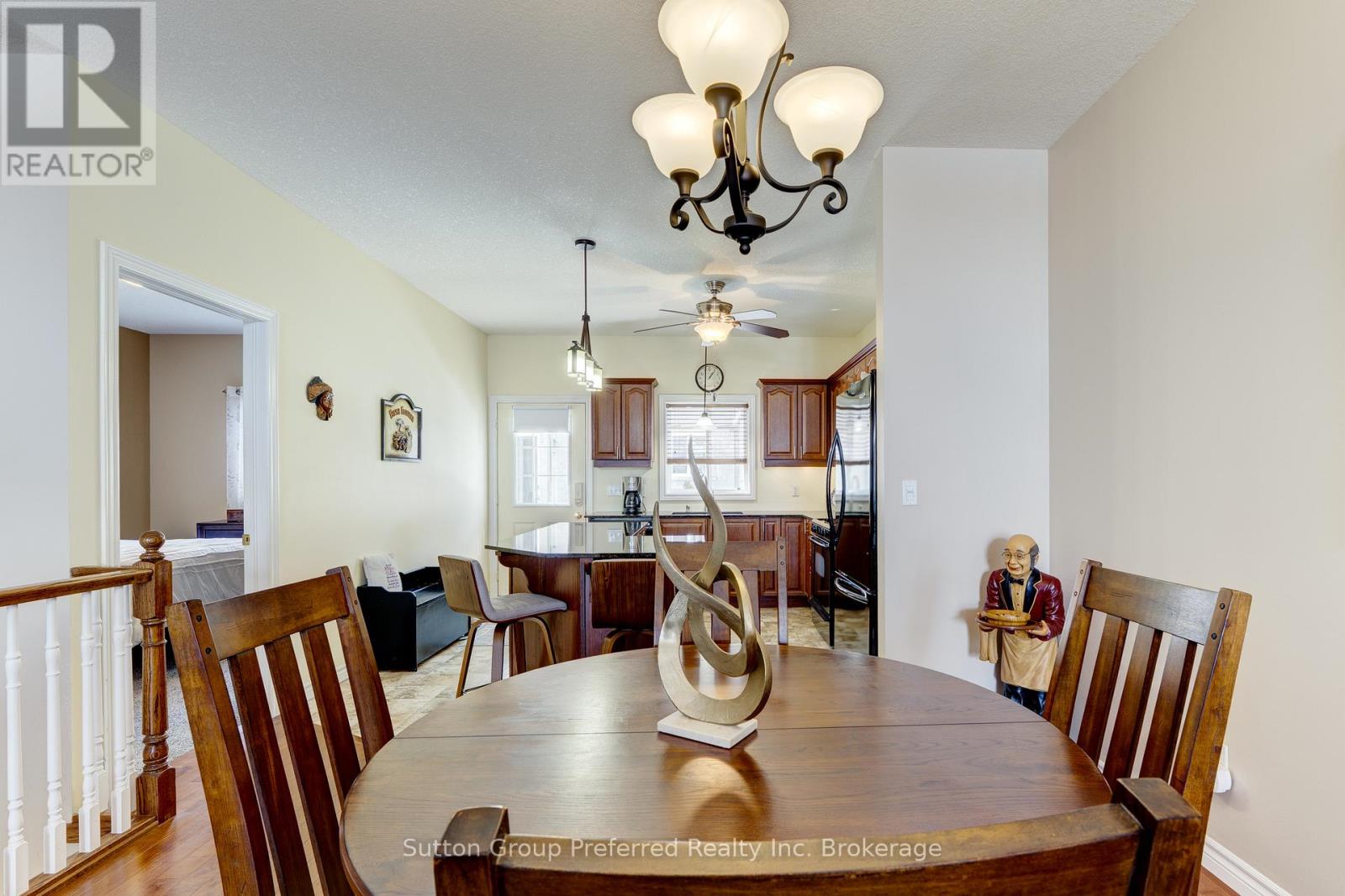 661 Southwood Way, Woodstock, Ontario  N4S 9A6 - Photo 11 - X12826116