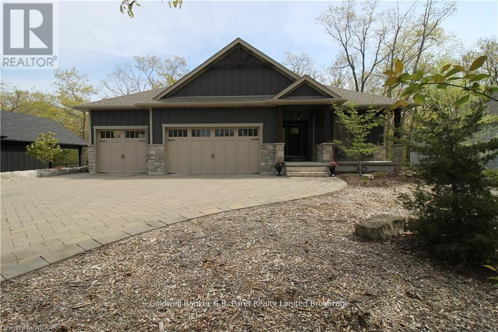 10151 Pinery Bluffs Road, Lambton Shores, Ontario  N0M 1T0 - Photo 49 - X12826354