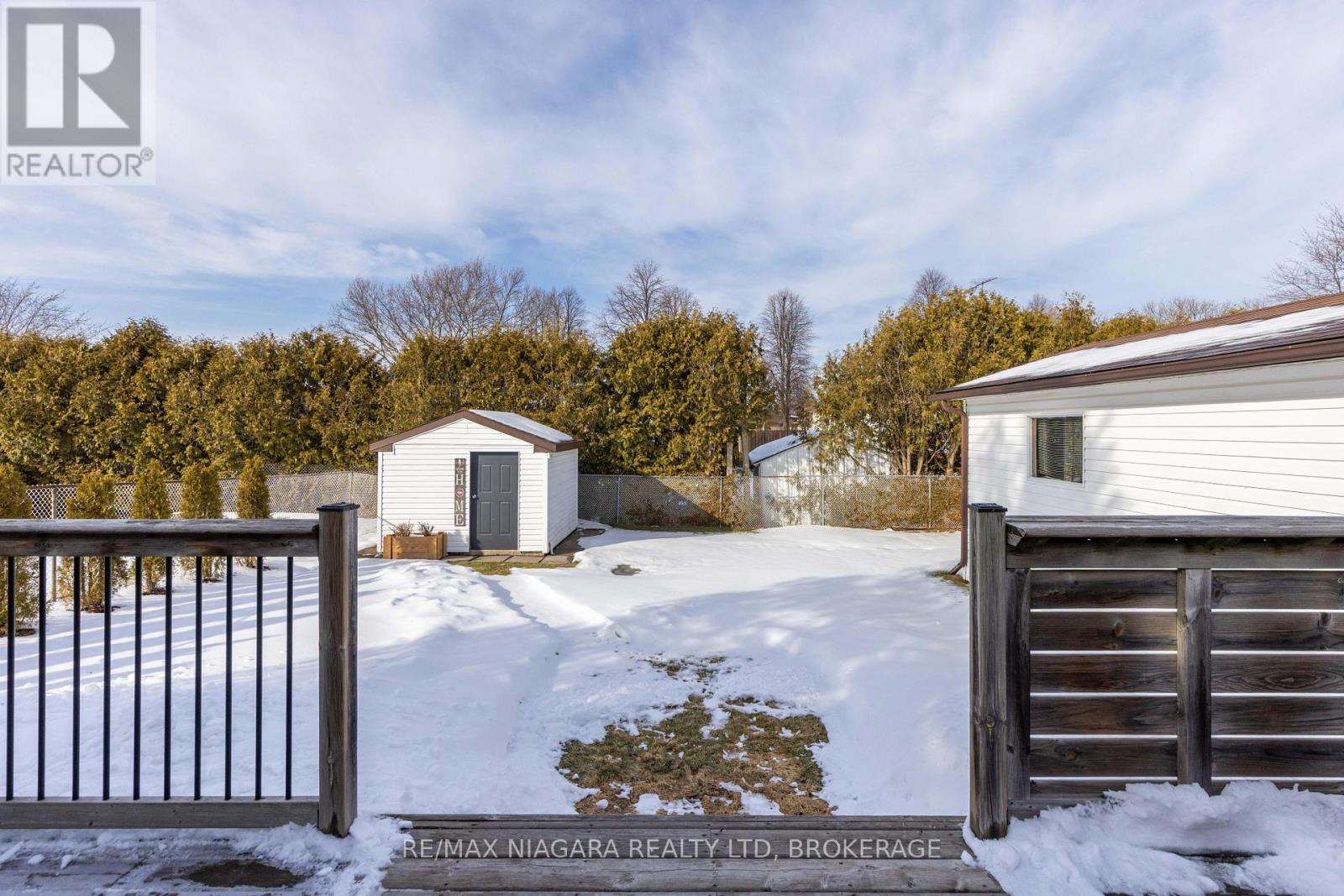8225 Paddock Trail Drive, Niagara Falls, Ontario  L2H 1X1 - Photo 2 - X12826260